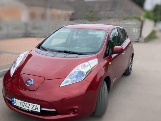 Nissan Leaf
                            2014г. в рассрочку