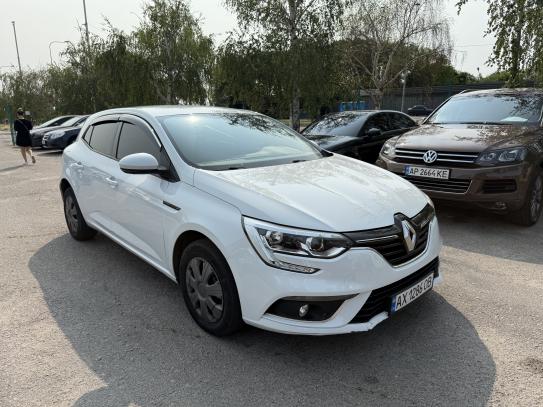 Renault Megane
                          2017г. в рассрочку