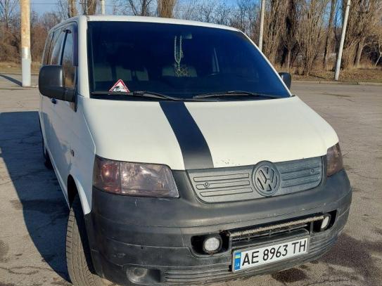 Volkswagen Transporter
                     2006г. в рассрочку