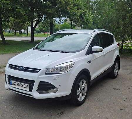 Ford Kuga
                            2015г. в рассрочку