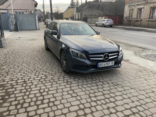 Mercedes-benz C 180                           2015г. в рассрочку