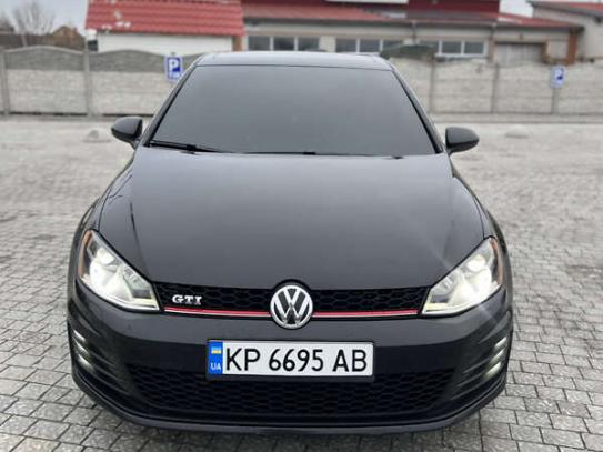 Volkswagen Golf gti
                        2014г. в рассрочку