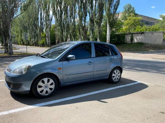 Ford Fiesta                          2006г. в рассрочку