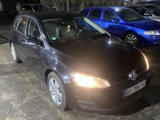 Volkswagen Golf 2012р. у розстрочку