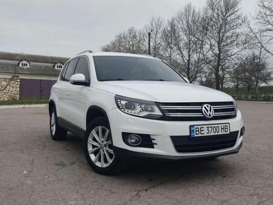 Volkswagen Tiguan
                          2015г. в рассрочку