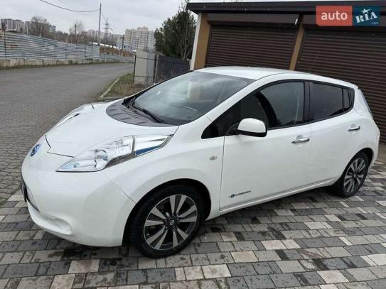 Nissan Leaf
                            2016г. в рассрочку