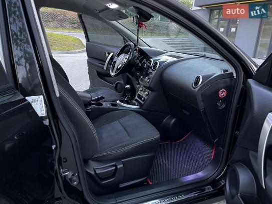 Nissan Qashqai                         2012г. в рассрочку