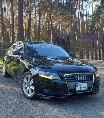 Audi A4                              2010г. в рассрочку