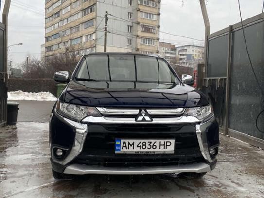 Mitsubishi Outlander                       2017г. в рассрочку