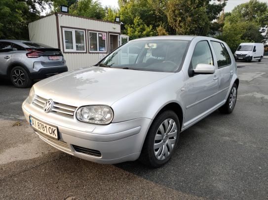 Volkswagen Golf                            2001г. в рассрочку