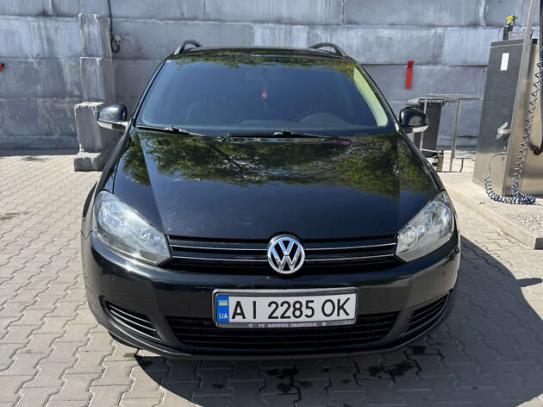 Volkswagen Golf
                            2009г. в рассрочку