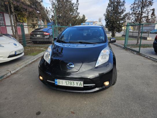 Nissan Leaf                            2014г. в рассрочку