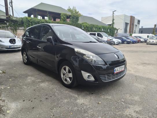 Renault Scenic
                          2009г. в рассрочку