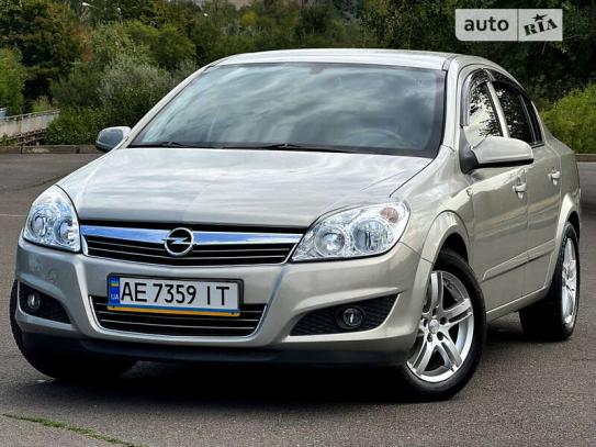 Opel Astra 2007р. у розстрочку