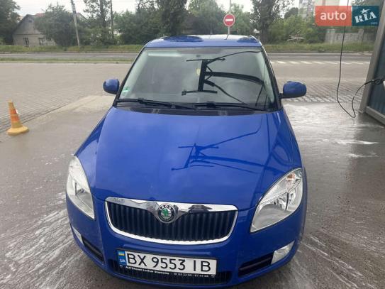 Skoda Fabia                           2009г. в рассрочку