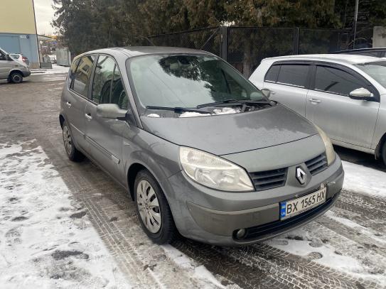 Renault Scenic
                          2005г. в рассрочку