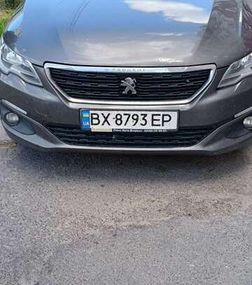 Peugeot 301 2017р. у розстрочку