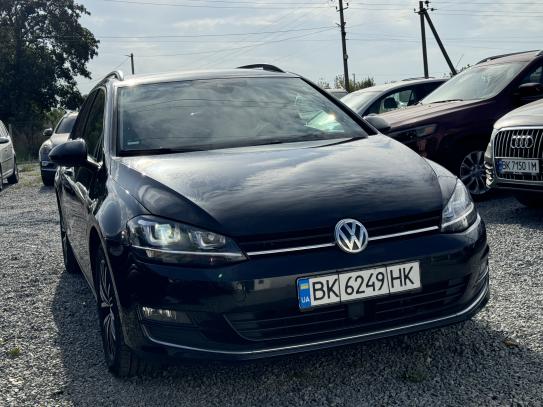 Volkswagen Golf 2016р. у розстрочку