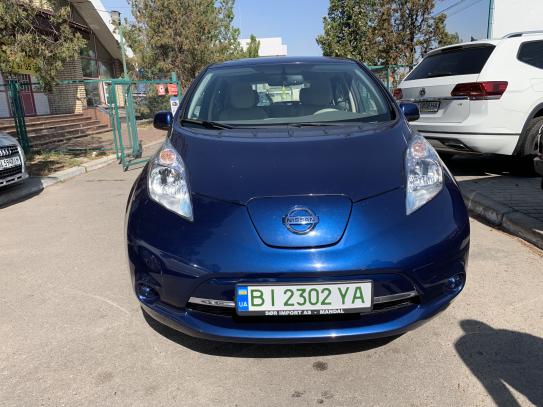 Nissan Leaf 2016г. в рассрочку