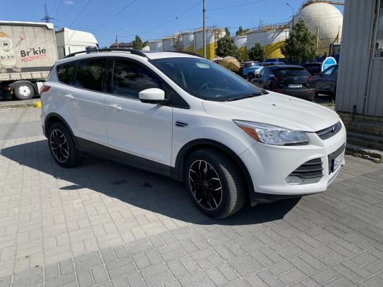 Ford Escape
                          2013г. в рассрочку