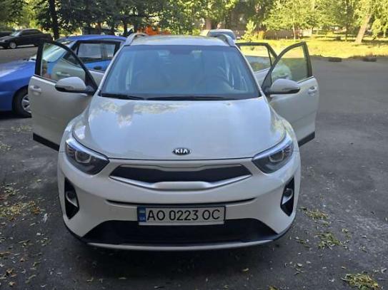 Kia Stonic
                          2018г. в рассрочку