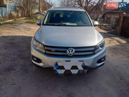 Volkswagen Tiguan 2011р. у розстрочку