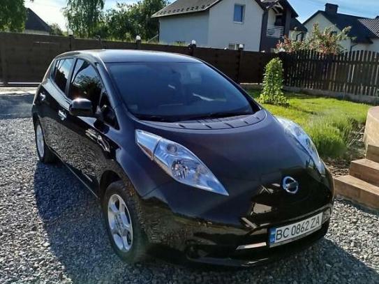 Nissan Leaf
                            2015г. в рассрочку