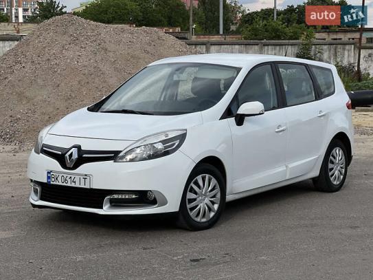 Renault Grand scenic                    2013г. в рассрочку