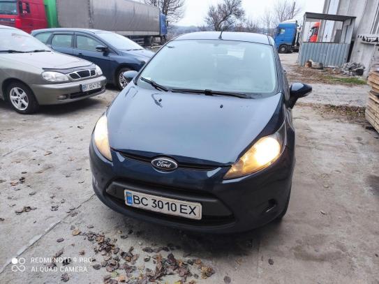 Ford Fiesta 2011р. у розстрочку