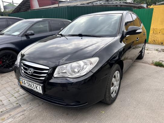 Hyundai Elantra                         2011г. в рассрочку