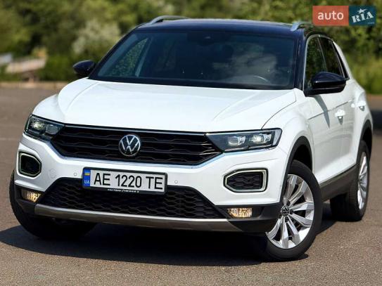 Volkswagen Tiguan
                          2025г. в рассрочку
