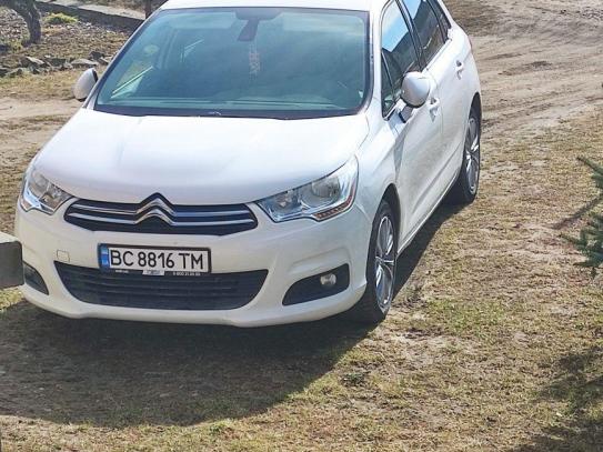 Citroen C4                              2012г. в рассрочку