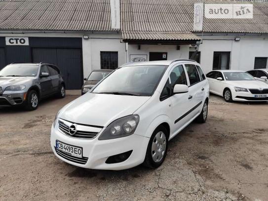 Opel Zafira 2009р. у розстрочку