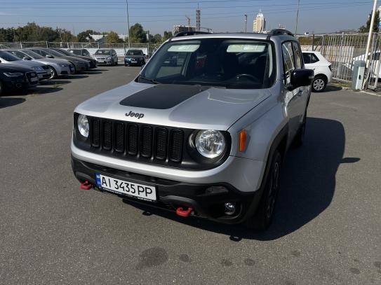 Jeep Renegade 2015г. в рассрочку