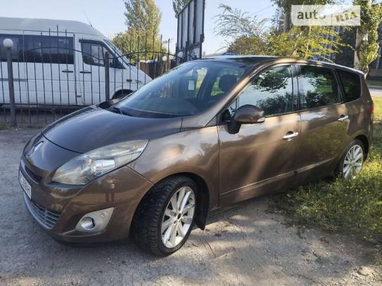 Renault Megane scenic 2010г. в рассрочку