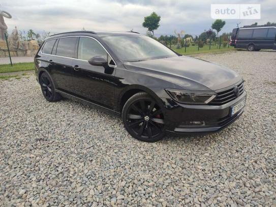 Volkswagen Passat 2015р. у розстрочку