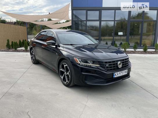 Volkswagen Passat 2019р. у розстрочку