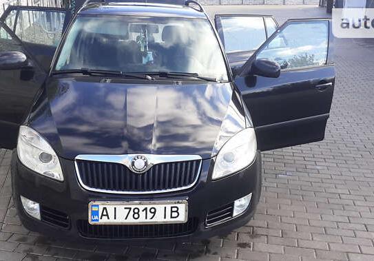 Skoda Fabia 2009р. у розстрочку