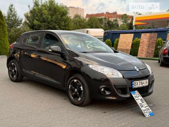 Renault Megane 2009г. в рассрочку