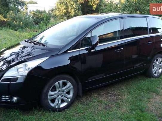 Peugeot 5008 2010г. в рассрочку