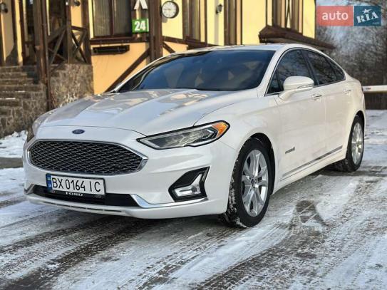 Ford Fusion 2019г. в рассрочку