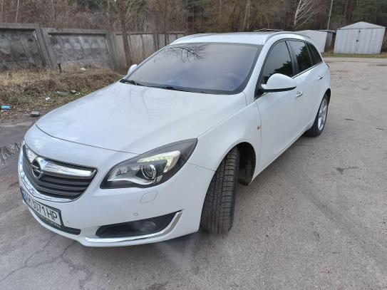 Opel Insignia 2015р. у розстрочку