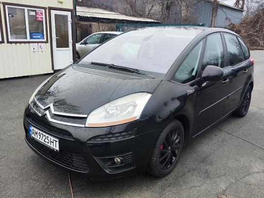 Citroen C4 picasso                      2008г. в рассрочку