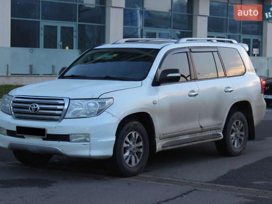 Toyota Land cruiser
                    2011г. в рассрочку