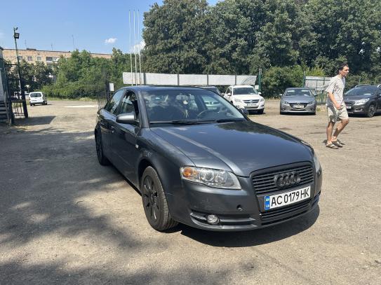Audi A4                              2005г. в рассрочку