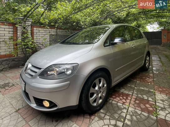 Volkswagen Golf plus 2007г. в рассрочку