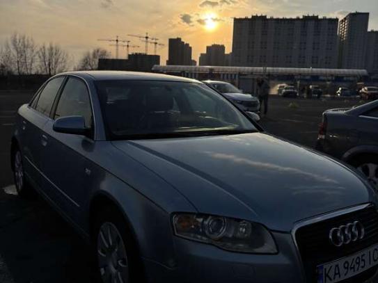 Audi A4                              2005г. в рассрочку