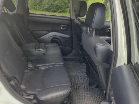 Peugeot 4007
                            2010г. в рассрочку