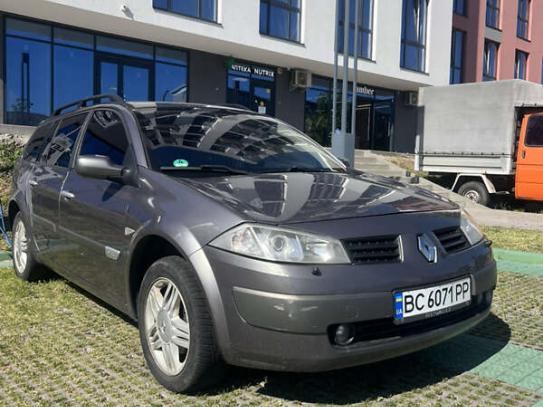 Renault Megane                          2005г. в рассрочку