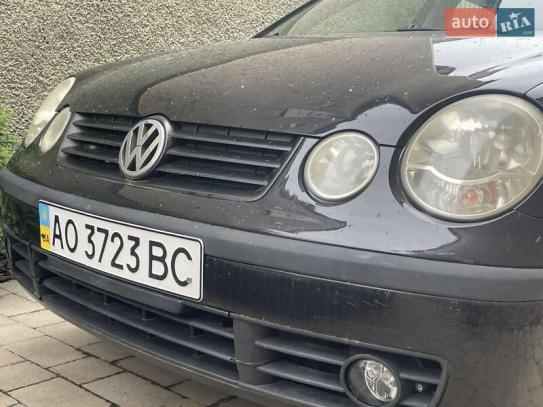 Volkswagen Polo                            2005г. в рассрочку